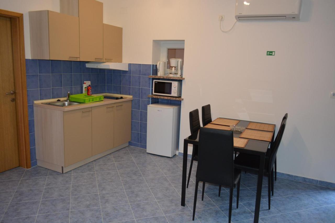Apartment Valentina أوباتيا الغرفة الصورة
