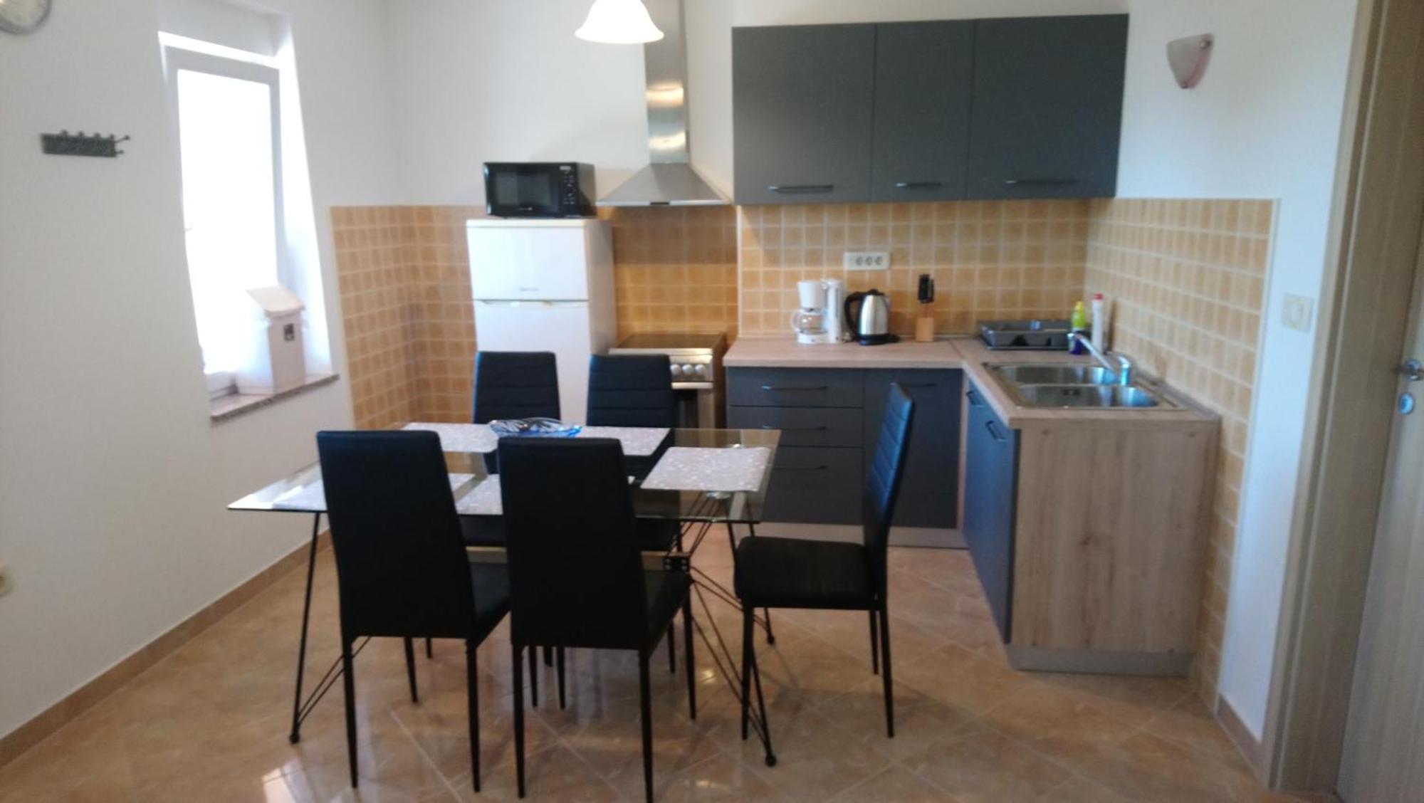 Apartment Valentina أوباتيا الغرفة الصورة
